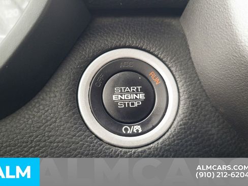 Used 2024 RAM 1500 Laramie image 12