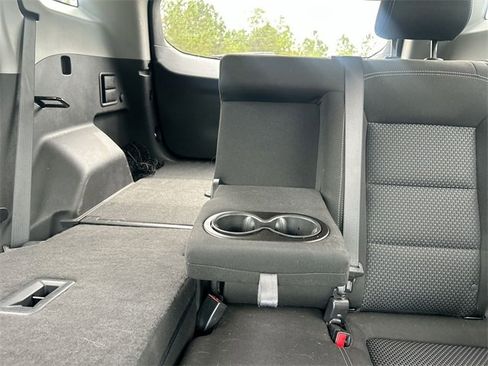 Used 2022 GMC Terrain SLE w/ Fleet Convenience Package image 25