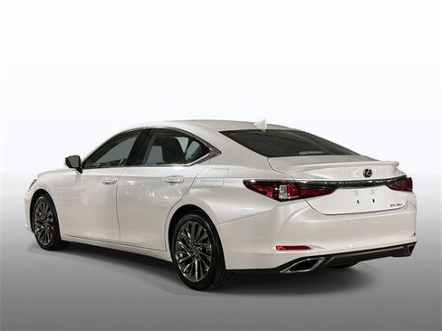 Used 2025 Lexus ES 350 Luxury w/ Technology Package image 12