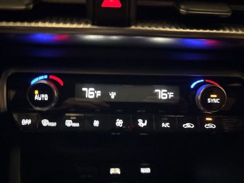 Used 2023 Kia K5 EX image 18