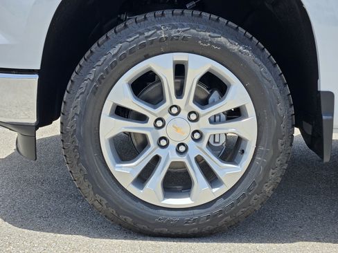 New 2026 Chevrolet Silverado 1500 LTZ w/ Technology Package AWD/4WD image 7