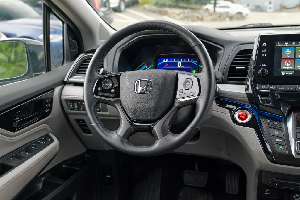 Used 2024 Honda Odyssey Elite image 45