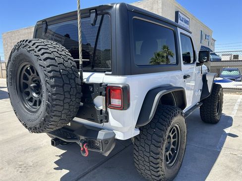 Used 2022 Jeep Wrangler Sport AWD/4WD image 12