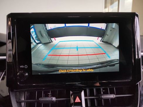 Used 2023 Toyota Corolla LE FWD image 14