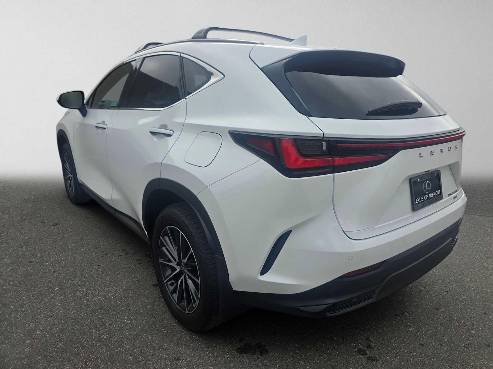 Certified 2026 Lexus NX 350h AWD w/ Accessory Package (2T) image 5