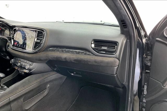 Used 2023 Dodge Durango R/T w/ Hemi Orange Plus Package AWD/4WD image 18