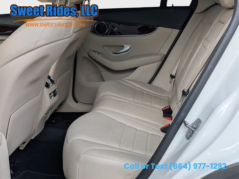 Used 2019 Mercedes-Benz GLC 300 4MATIC image 11