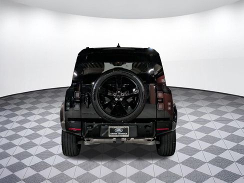 New 2026 Land Rover Defender 110 X-Dynamic SE AWD/4WD image 4
