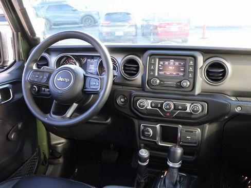 Used 2021 Jeep Wrangler Unlimited Sport image 13