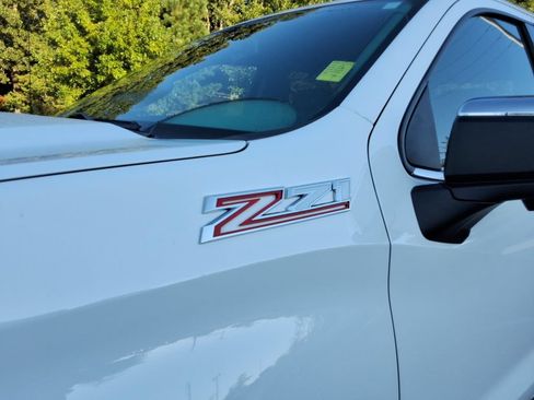 Certified 2019 Chevrolet Silverado 1500 LTZ AWD/4WD image 11