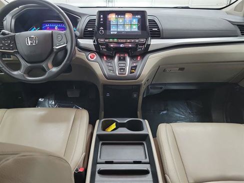 Used 2023 Honda Odyssey EX-L image 13