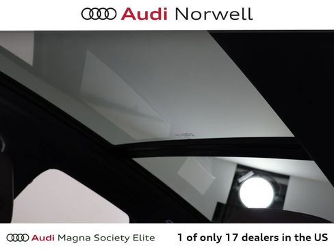 Used 2025 Audi Q5 2.0T Premium w/ Convenience Package image 10