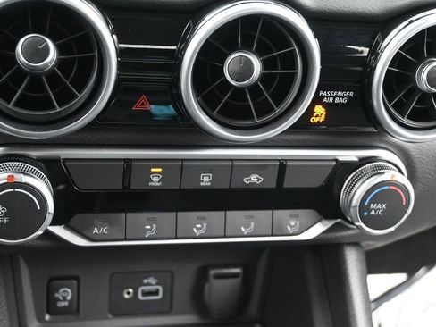 Certified 2025 Nissan Sentra S image 12