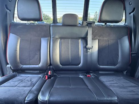Used 2014 Ford F150 FX4 w/ Equipment Group 402A Luxury AWD/4WD image 22