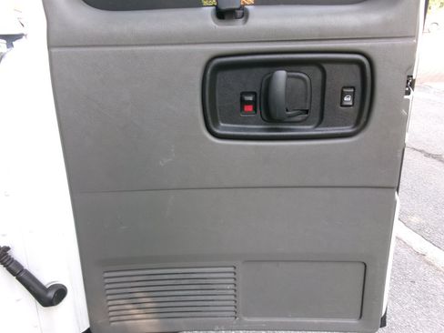 Used 2015 Chevrolet Express 3500 LT w/ LT Preferred Equipment Group RWD image 34