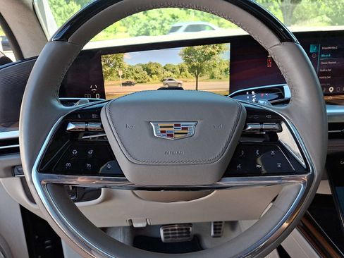 Used 2025 Cadillac Escalade Sport Platinum w/ LPO, Floor Liner Package AWD/4WD image 20