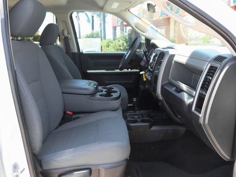 Used 2017 RAM 3500 Tradesman w/ Chrome Appearance Group AWD/4WD image 36
