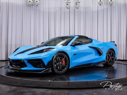 Used 2023 Chevrolet Corvette Stingray Premium Cpe w/ Z51 Performance Package RWD image 7