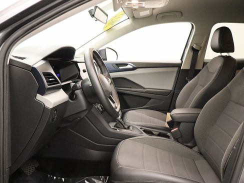 Used 2022 Volkswagen Taos SE FWD image 15