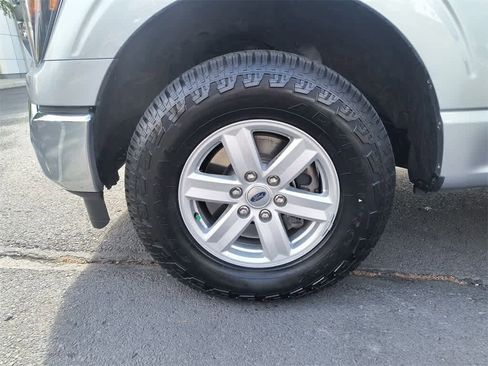 Used 2023 Ford F150 XLT w/ Trailer Tow Package image 10