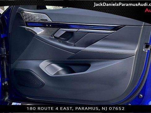 Used 2025 BMW M5 w/ Carbon Package image 16