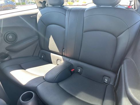 Used 2016 MINI Cooper S FWD image 5