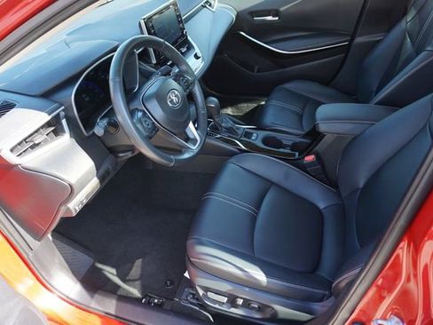 Used 2021 Toyota Corolla XLE image 17