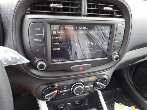 New 2025 Kia Soul LX w/ LX Technology Package image 11