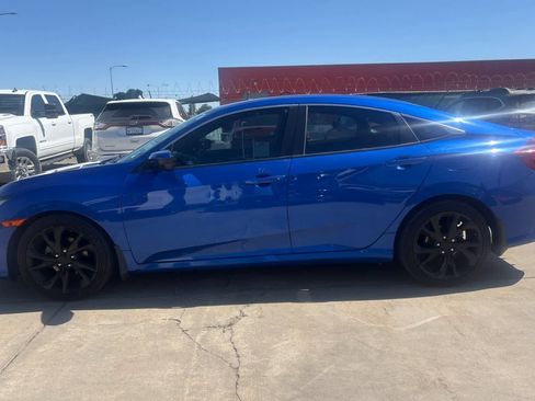 Used 2019 Honda Civic Sport image 6