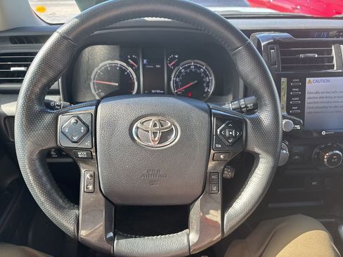 Used 2024 Toyota 4Runner TRD Off-Road Premium image 12
