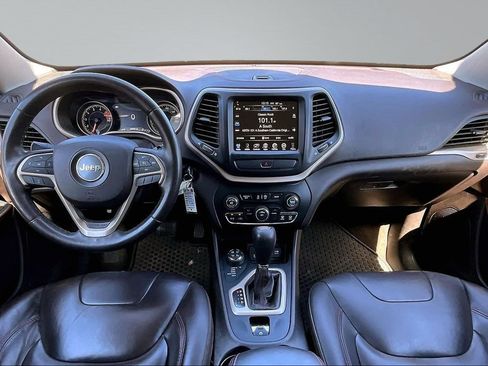 Certified 2016 Jeep Cherokee Trailhawk w/ Leather Interior Group AWD/4WD image 9