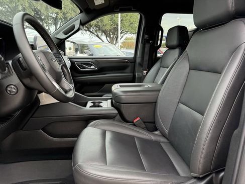 Used 2024 Chevrolet Suburban Z71 w/ Off-Road Capability Package AWD/4WD image 22