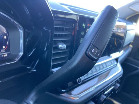 Used 2025 Chevrolet Silverado 1500 LT image 23