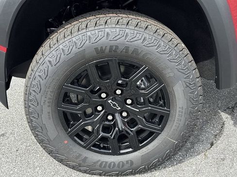 New 2026 Chevrolet Colorado Trail Boss AWD/4WD image 33