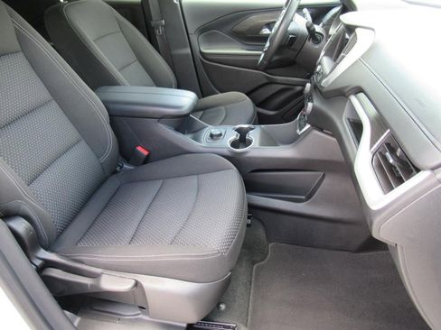 Certified 2024 GMC Terrain SLE image 7