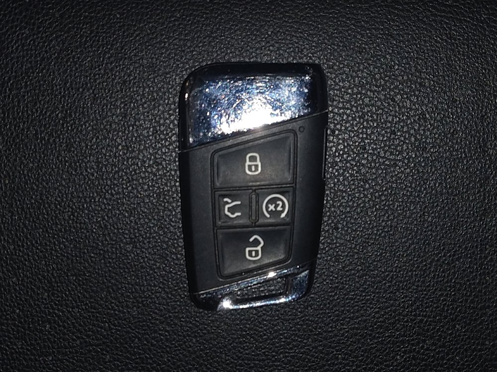 Used 2023 Volkswagen Atlas SE FWD image 32