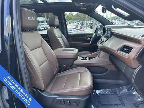 Used 2024 Chevrolet Suburban High Country AWD/4WD image 29