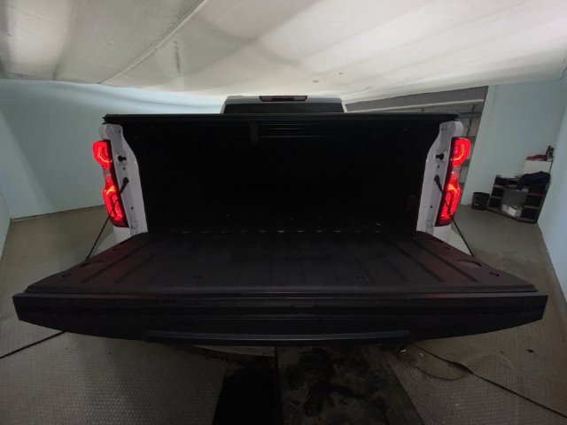 Used 2023 Chevrolet Silverado 1500 RST w/ Z71 Off-Road Package AWD/4WD image 23