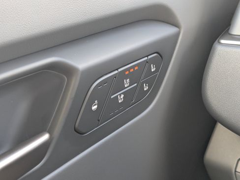 New 2026 Kia EV9 Wind image 28