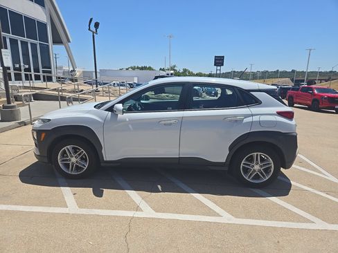Used 2018 Hyundai Kona SE FWD image 10
