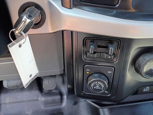 Used 2023 Ford F150 XL w/ Trailer Tow Package image 13