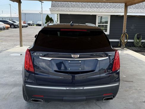 Used 2017 Cadillac XT5 Luxury w/ Driver Awareness Package FWD image 14