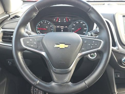 Used 2018 Chevrolet Equinox LT image 10