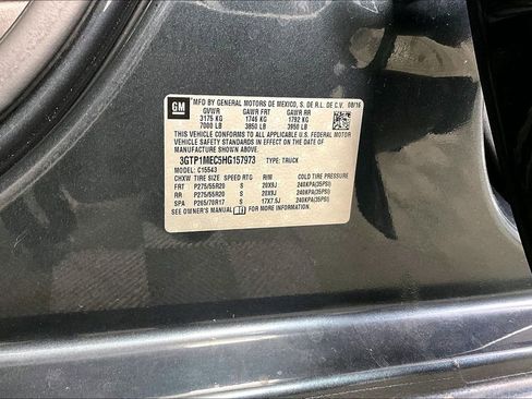 Used 2017 GMC Sierra 1500 SLE w/ SLE Value Package image 30