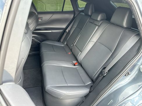 Used 2024 Toyota Venza XLE AWD/4WD image 21