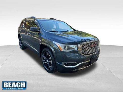 Used 2019 GMC Acadia Denali w/ Technology Package AWD/4WD image 1