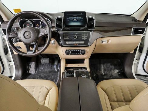 Used 2017 Mercedes-Benz GLS 450 4MATIC image 18