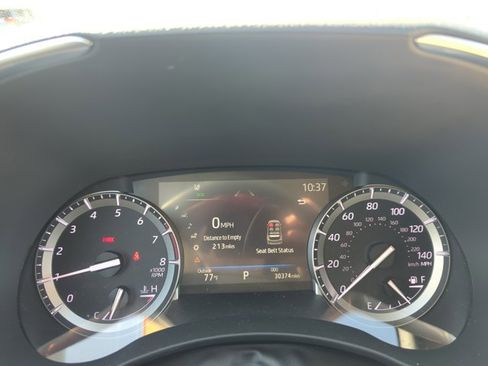 Used 2022 Toyota Highlander Platinum image 18