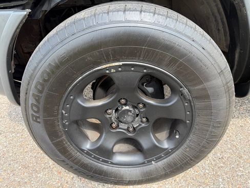 Used 2003 Nissan Xterra SE S/C image 17