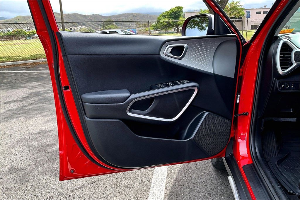 Used 2020 Kia Soul X-Line FWD image 18